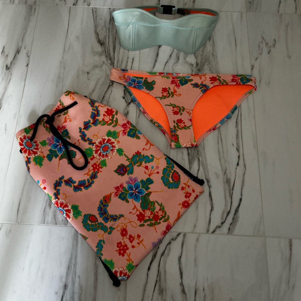 TRIANGL bikini + matching bag